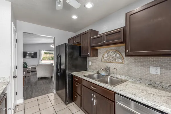 $422,000 | 1616 North Alta Mesa Drive, Unit 42, Mesa, AZ 85205