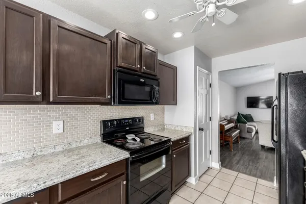 $422,000 | 1616 North Alta Mesa Drive, Unit 42, Mesa, AZ 85205