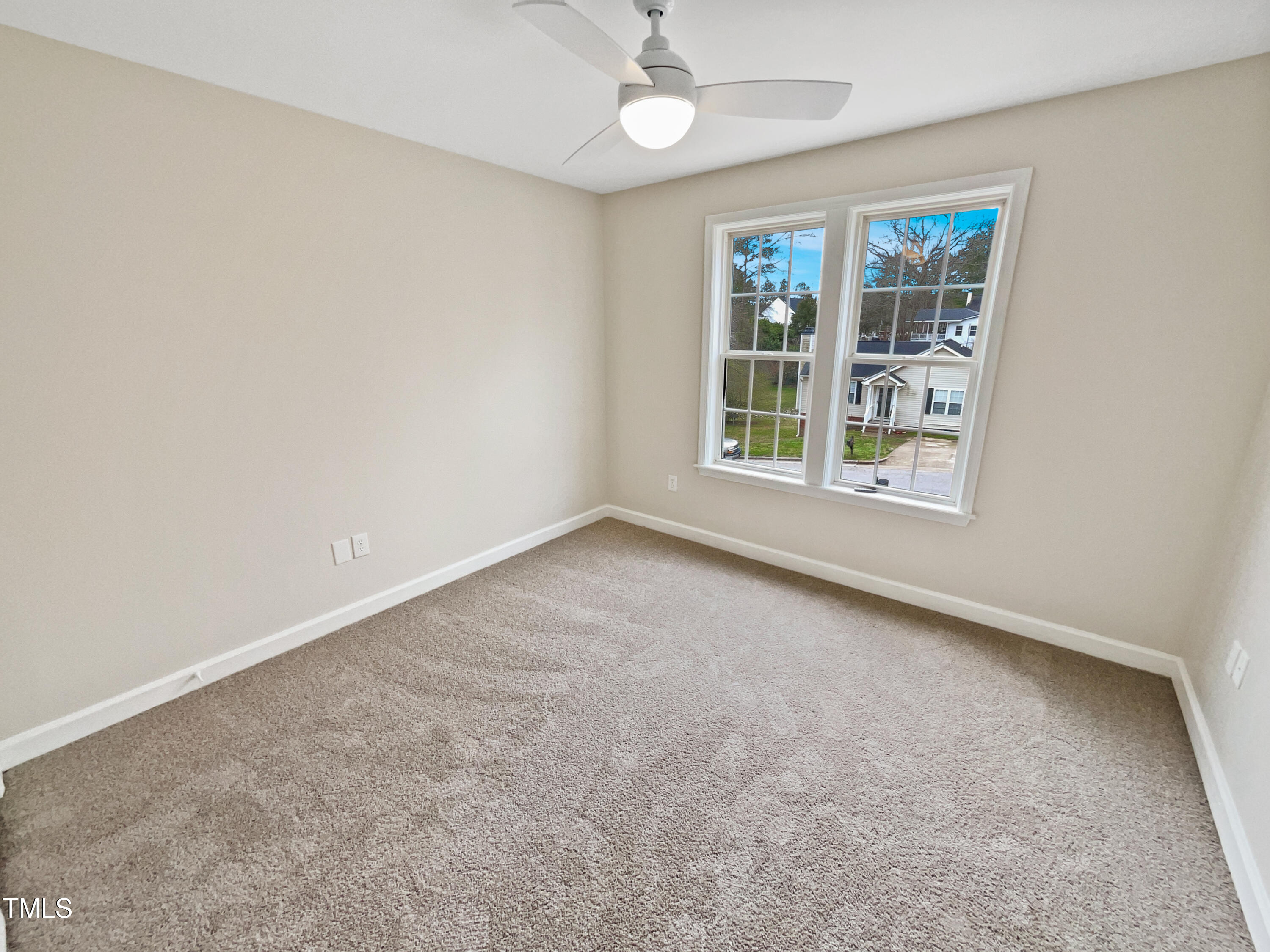 240 Cross Current Lane Raleigh, NC 27610 - Photo 9 of 20 listing_6