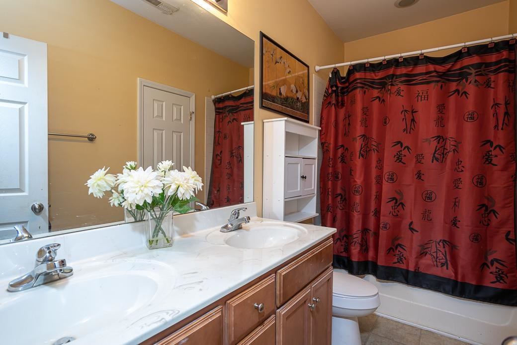 522 Cardamon Court Raleigh, NC 27610 - Photo 11 of 14 Photo 11