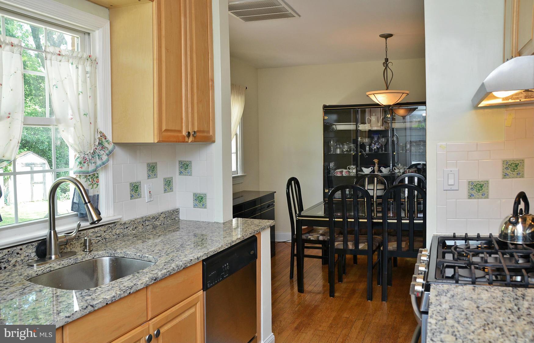 1809 Forest Glen Road Silver Spring, MD 20910 - Photo 7 of 25 Kitchen