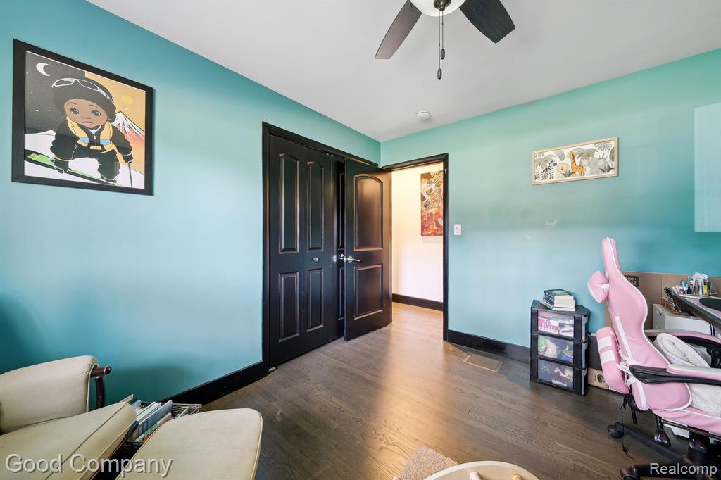 32115 Bonnet Hill Road Farmington Hills, MI 48334 - Photo 23 of 41