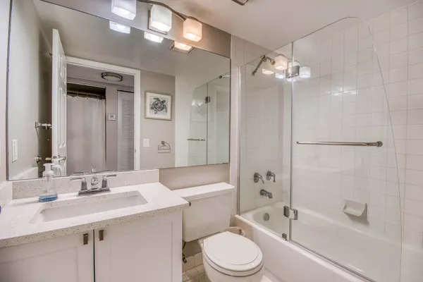$2,200 | 619 Waterside Drive, Hypoluxo, FL 33462