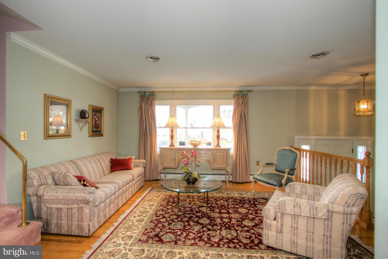 1406 Mt Airy Road Rosedale, MD 21237 - Photo 11 of 29 Interior (General)
