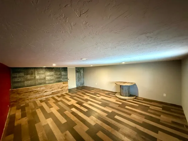 a view of a livingroom with a patio