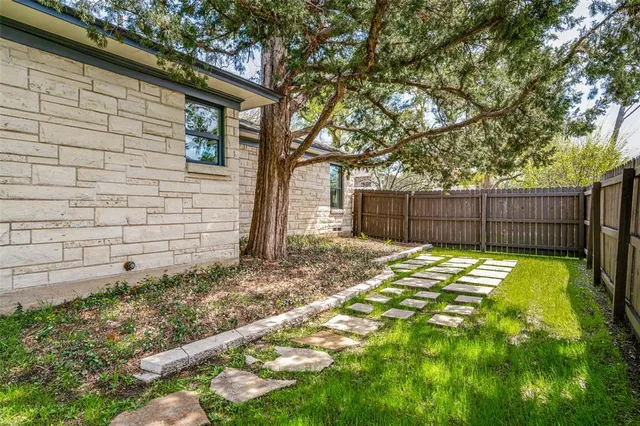 $2,350 | 3705 Rockdale Drive, Dallas, TX 75220