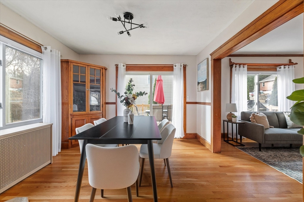 21 Brewster Road Worcester, MA 01602 - Photo 13 of 42