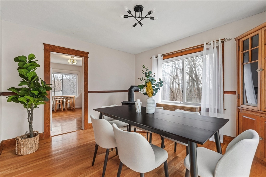 21 Brewster Road Worcester, MA 01602 - Photo 14 of 42