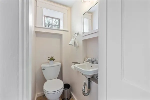 $429,900 | 21 Brewster Road, Worcester, MA 01602