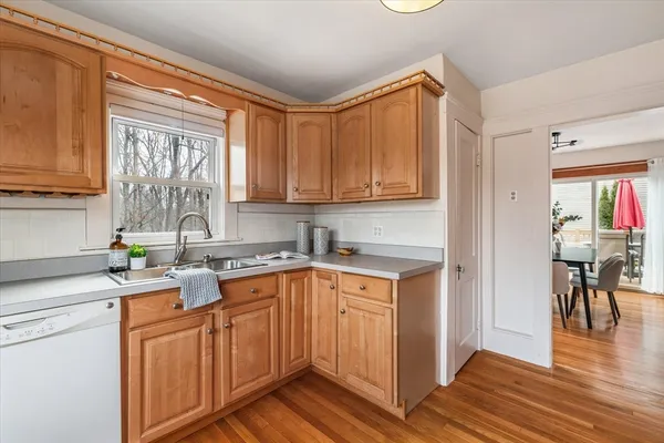 $429,900 | 21 Brewster Road, Worcester, MA 01602