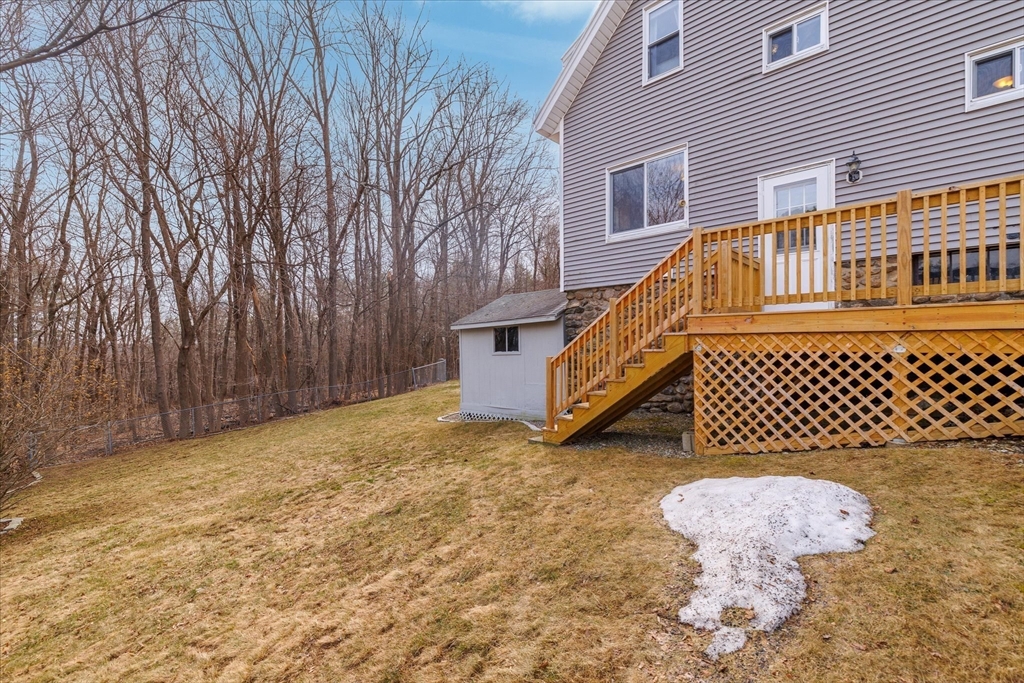 21 Brewster Road Worcester, MA 01602 - Photo 34 of 42