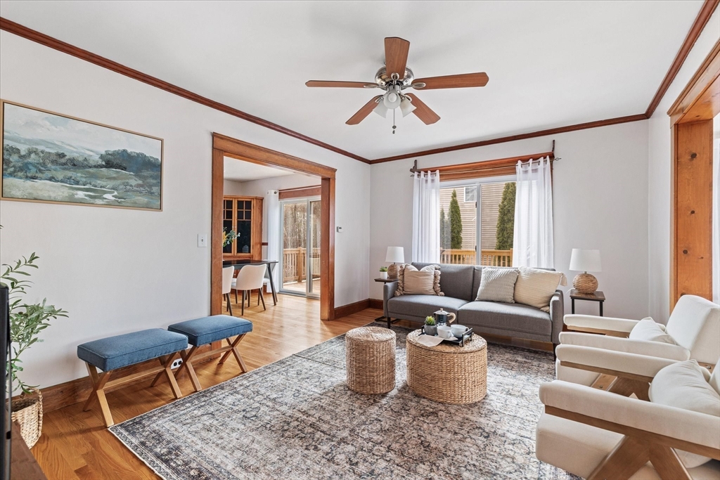 21 Brewster Road Worcester, MA 01602 - Photo 7 of 42