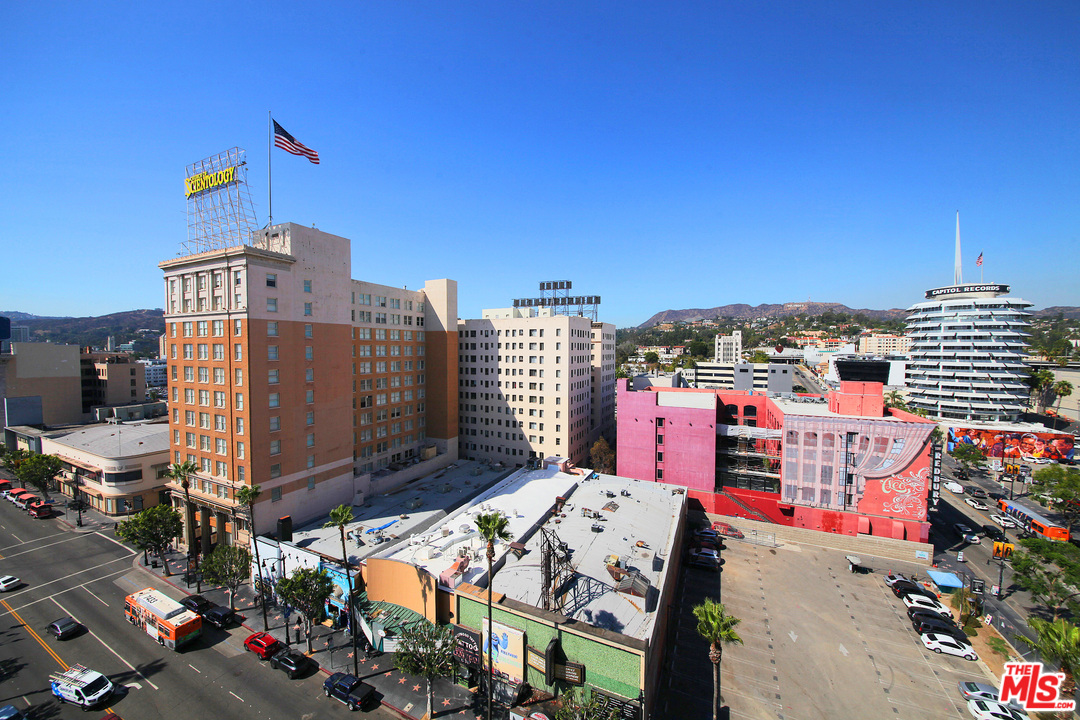 1645 Vine Street, Unit 908 Los Angeles, CA 90028 - Photo 31 of 52 a view of city