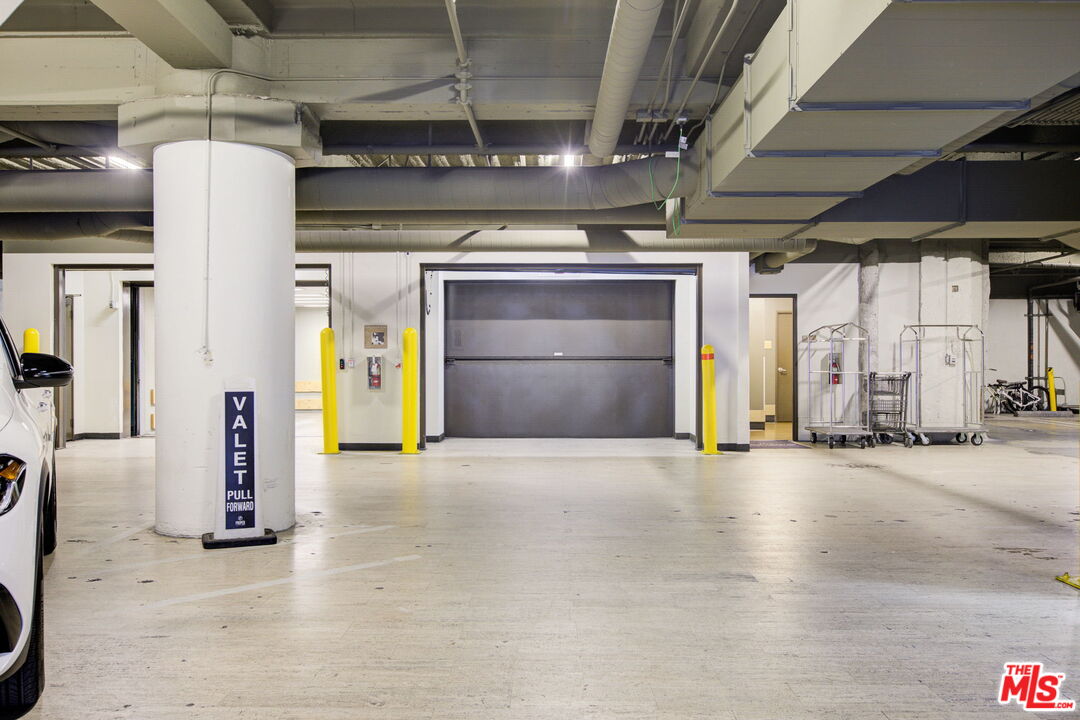 1645 Vine Street, Unit 908 Los Angeles, CA 90028 - Photo 50 of 52