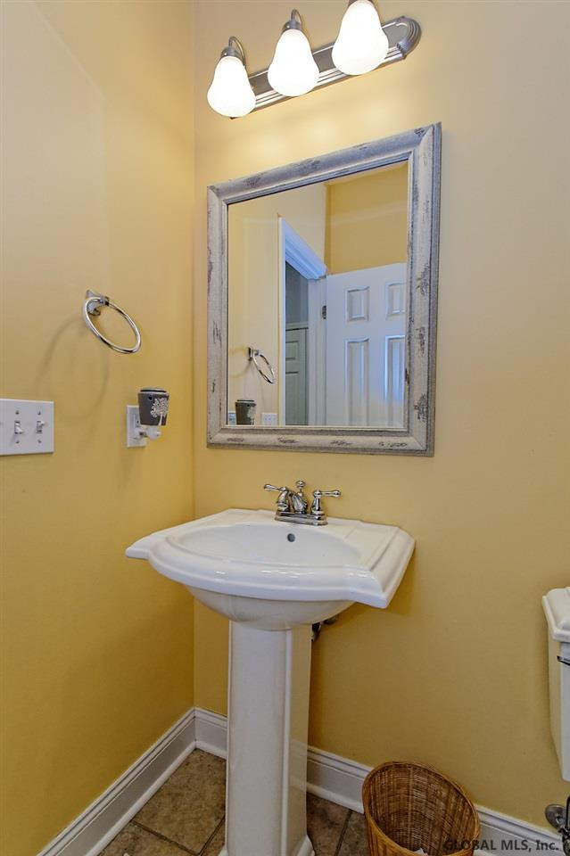 34 Burnham Road Wilton, NY 12831 - Photo 18 of 22 Photo 18