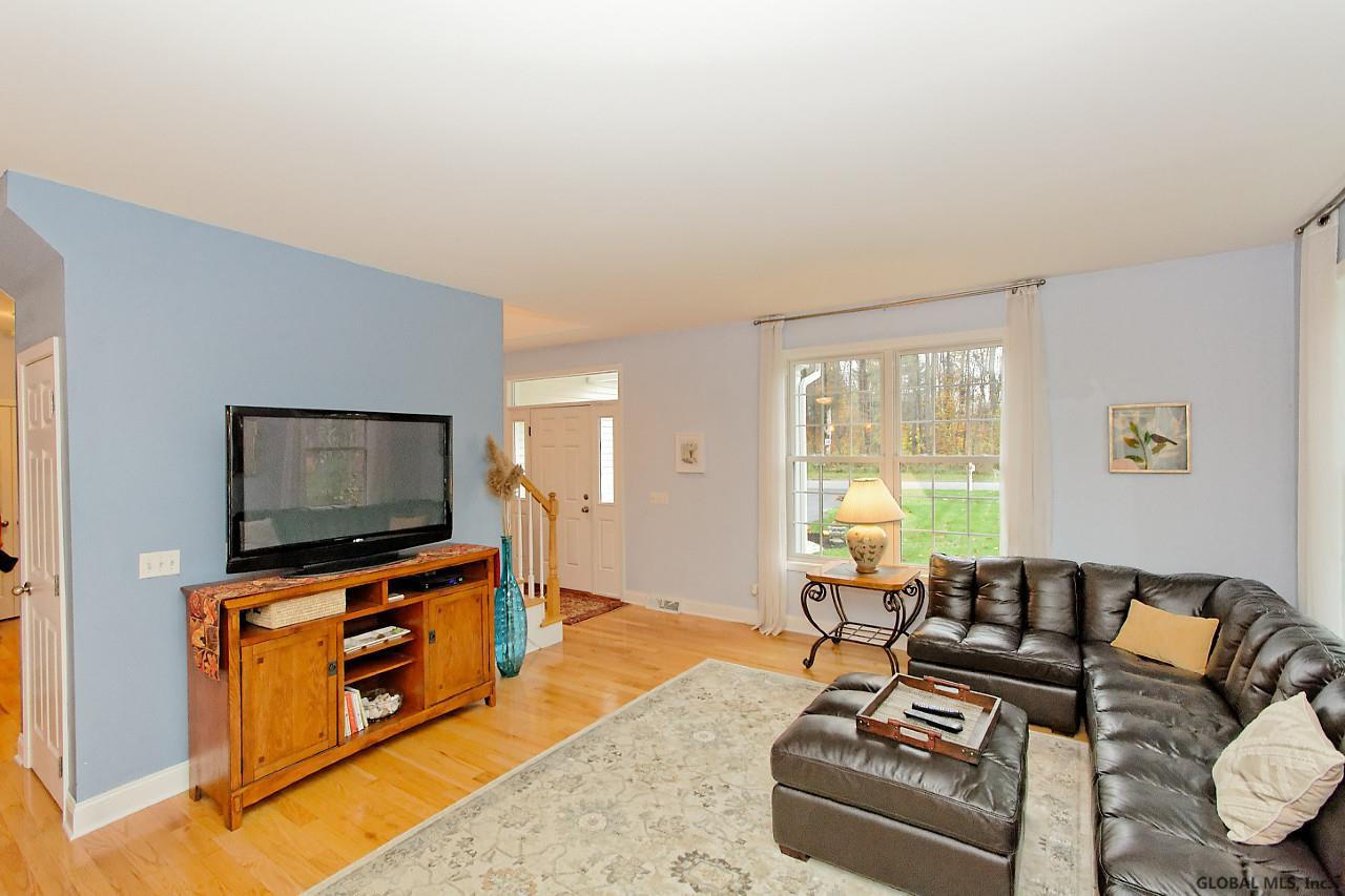 34 Burnham Road Wilton, NY 12831 - Photo 6 of 22 Photo 6