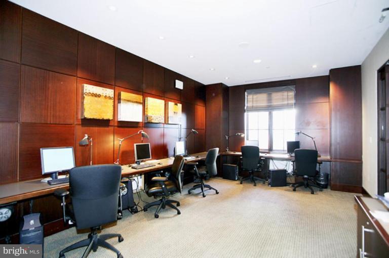 11710 Old Georgetown Road, Unit 414 North Bethesda, MD 20852 - Photo 4 of 15 Community Amenities 1