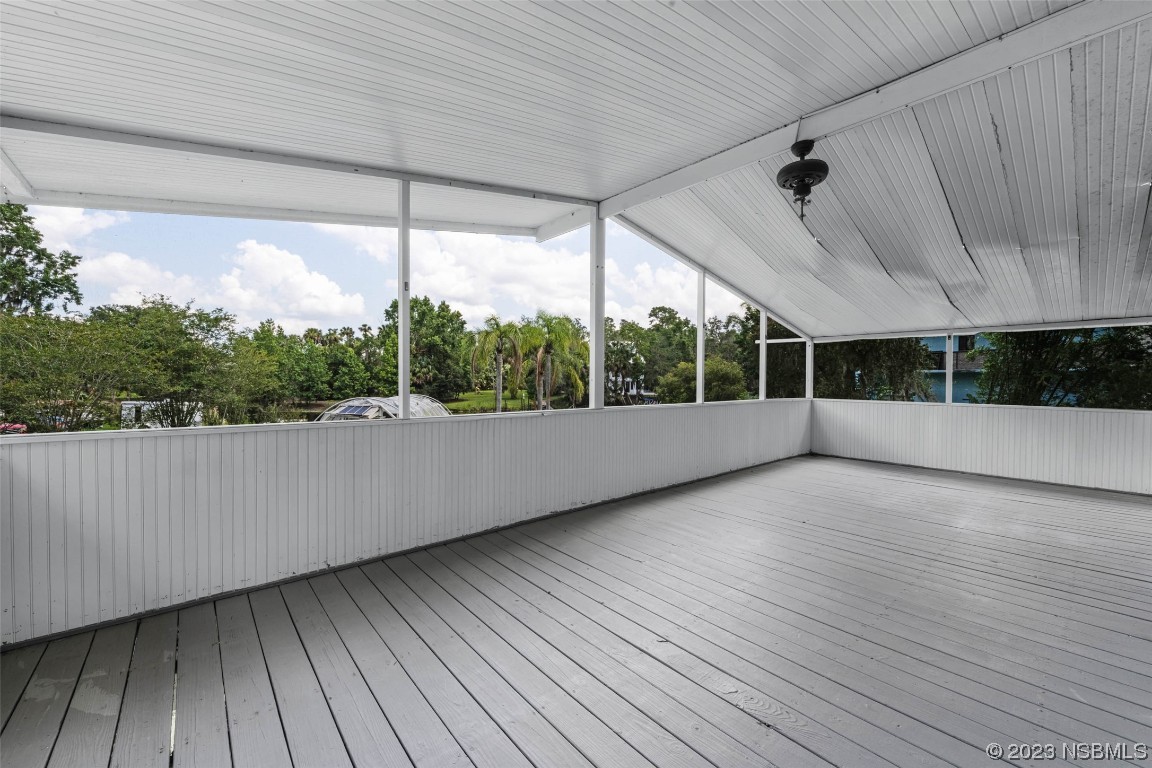 486 Detroit Terrace DeBary, FL 32713 - Photo 24 of 47 a view of a roof deck