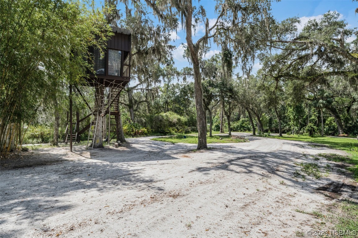 486 Detroit Terrace DeBary, FL 32713 - Photo 26 of 47 a view of a out door space area