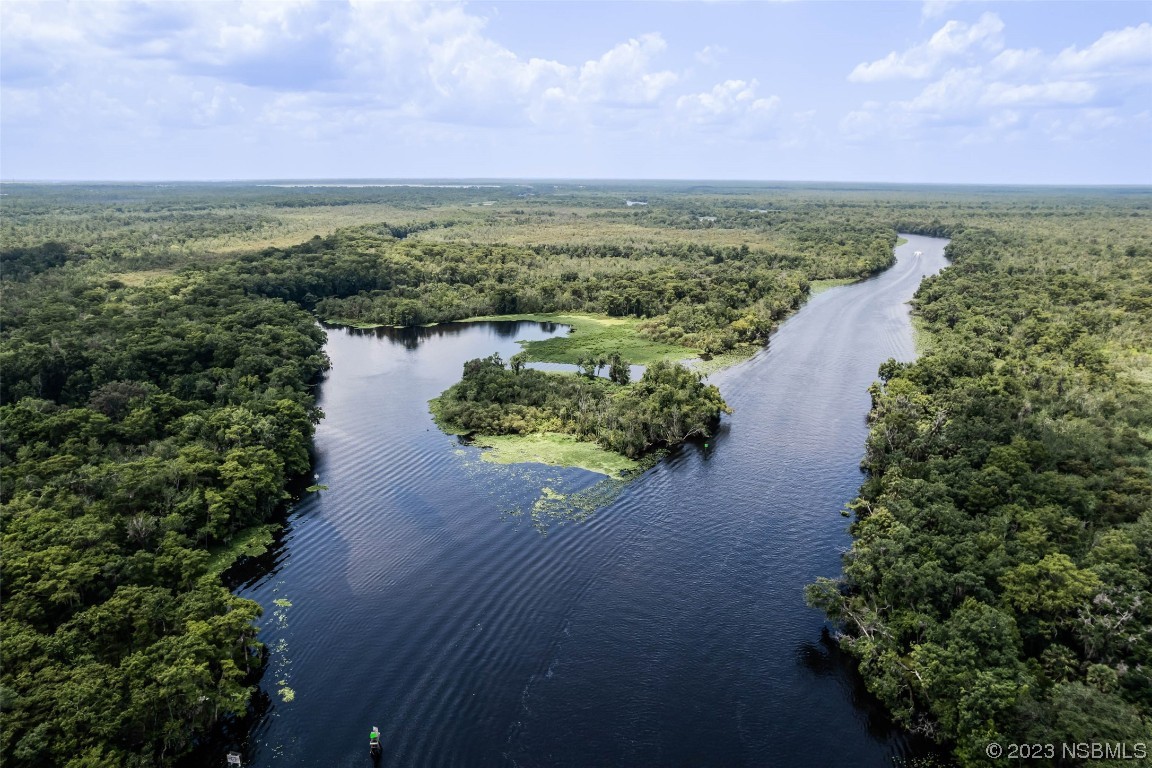 486 Detroit Terrace DeBary, FL 32713 - Photo 44 of 47 a view of a lake with a city