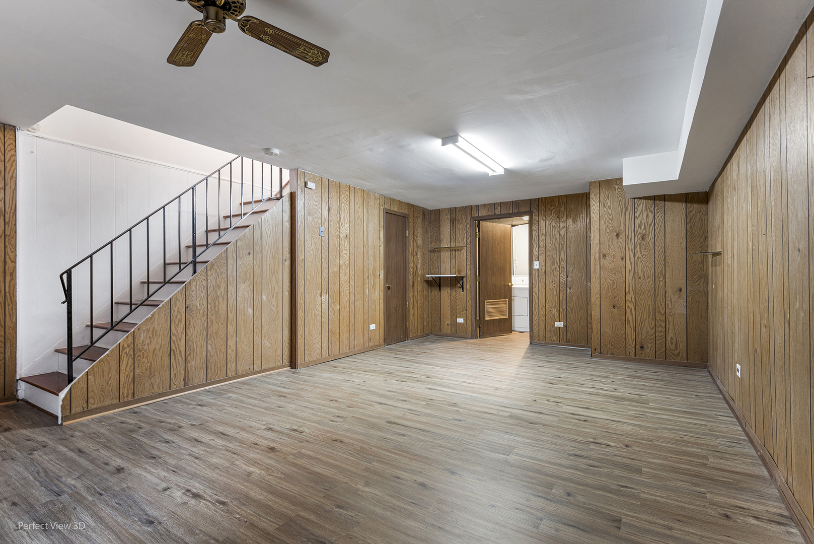 7539 North Ridge Boulevard, Unit 6 Chicago, IL 60645 - Photo 16 of 20 a view of an empty room with wooden floor