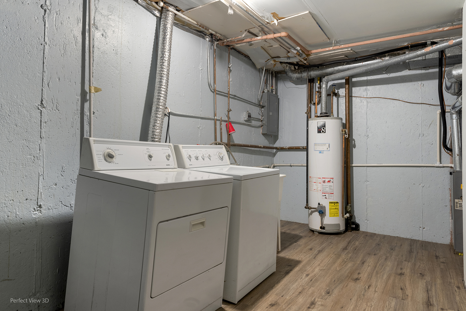 7539 North Ridge Boulevard, Unit 6 Chicago, IL 60645 - Photo 17 of 20 a utility room with dryer and washer