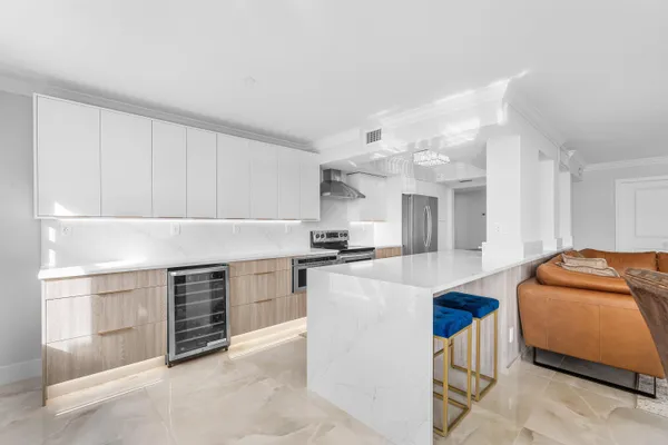 $5,500 | 5480 North Ocean Drive, Unit A1C, Singer Island, FL 33404