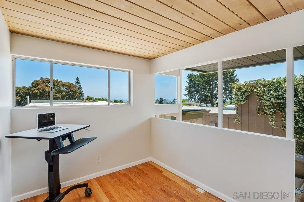 1238 Agate Street San Diego, CA 92109 - Photo 21 of 25 a view of a room with window