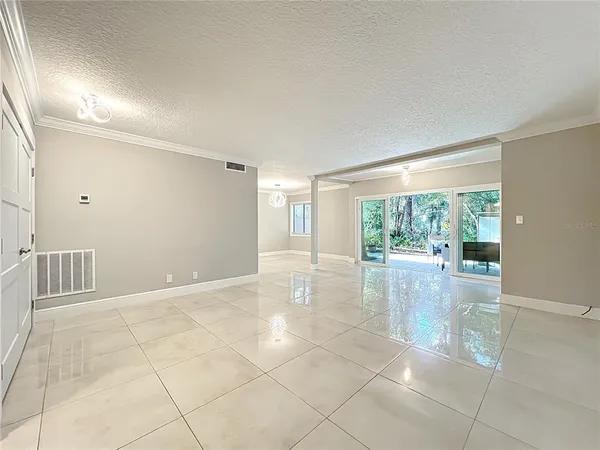 $155,000 | 117 Crown Oaks Way, Unit 117, Longwood, FL 32779