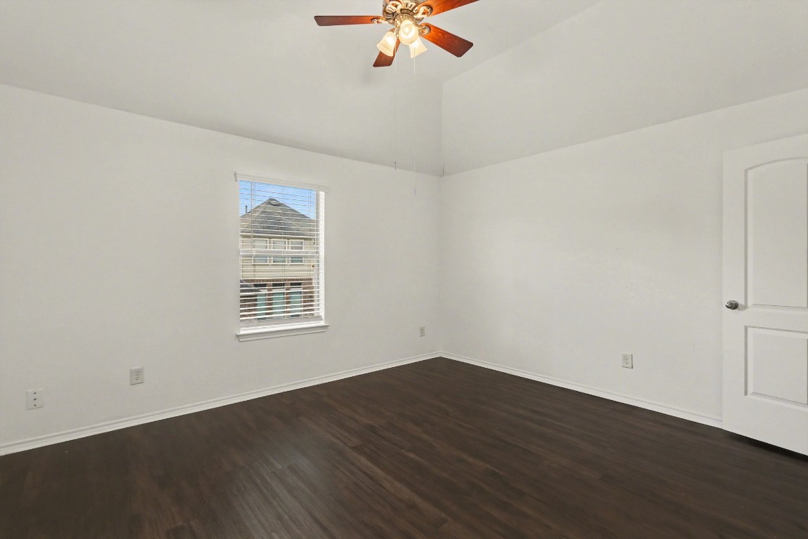 1323 Laura Hills Lane Spring, TX 77386 - Photo 20 of 28