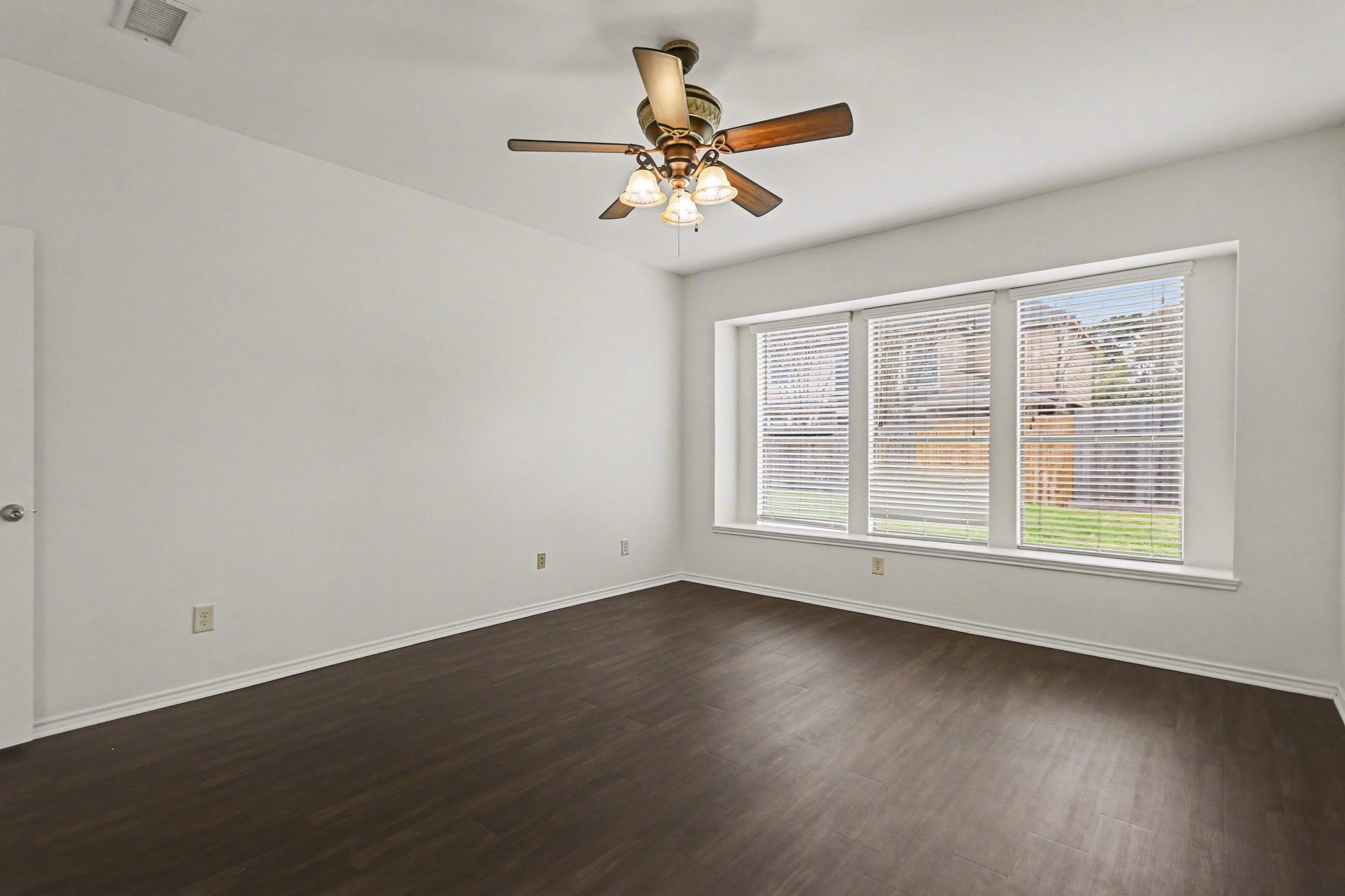 1323 Laura Hills Lane Spring, TX 77386 - Photo 3 of 28
