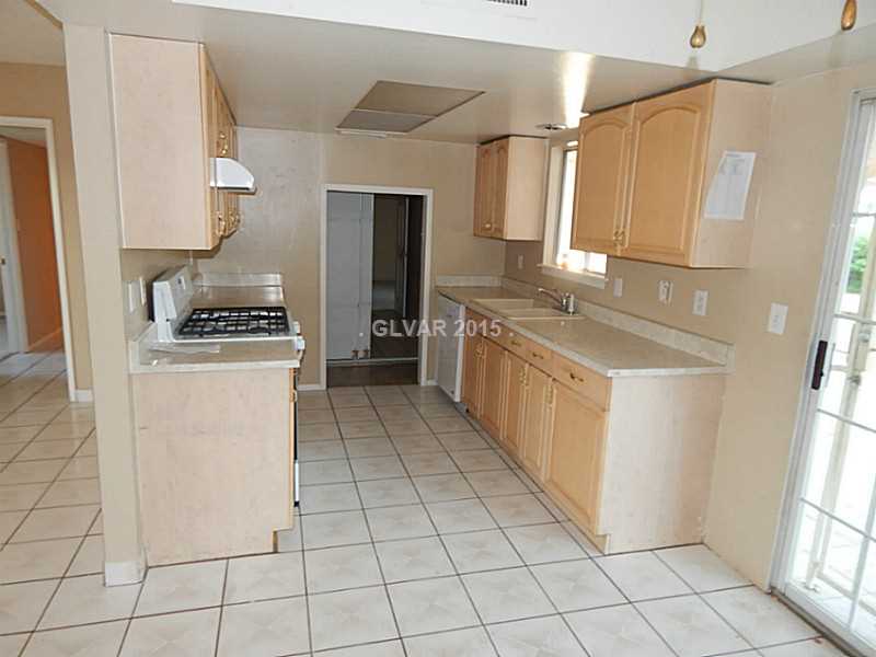 4797 East Flamingo Road Las Vegas, NV 89121 - Photo 5 of 19 Kitchen.