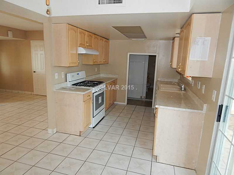 4797 East Flamingo Road Las Vegas, NV 89121 - Photo 6 of 19 Kitchen.
