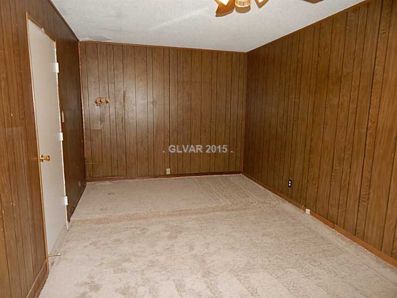 4797 East Flamingo Road Las Vegas, NV 89121 - Photo 7 of 19 Family Room.