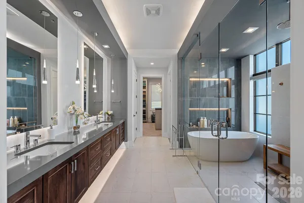 $2,999,900 | 21119 Vandrake Circle, Davidson, NC 28036