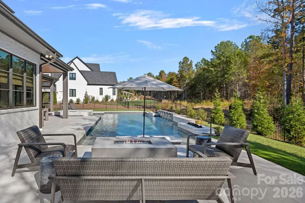 $2,999,900 | 21119 Vandrake Circle, Davidson, NC 28036