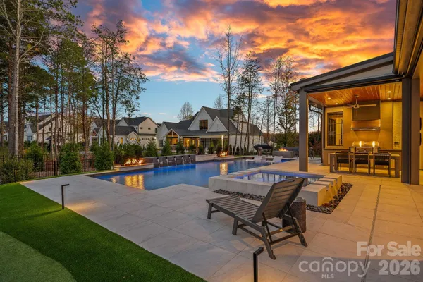 $2,999,900 | 21119 Vandrake Circle, Davidson, NC 28036