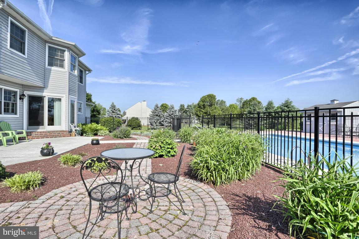5 Royal Road Lebanon, PA 17042 - Photo 4 of 40 Gallery Image 4