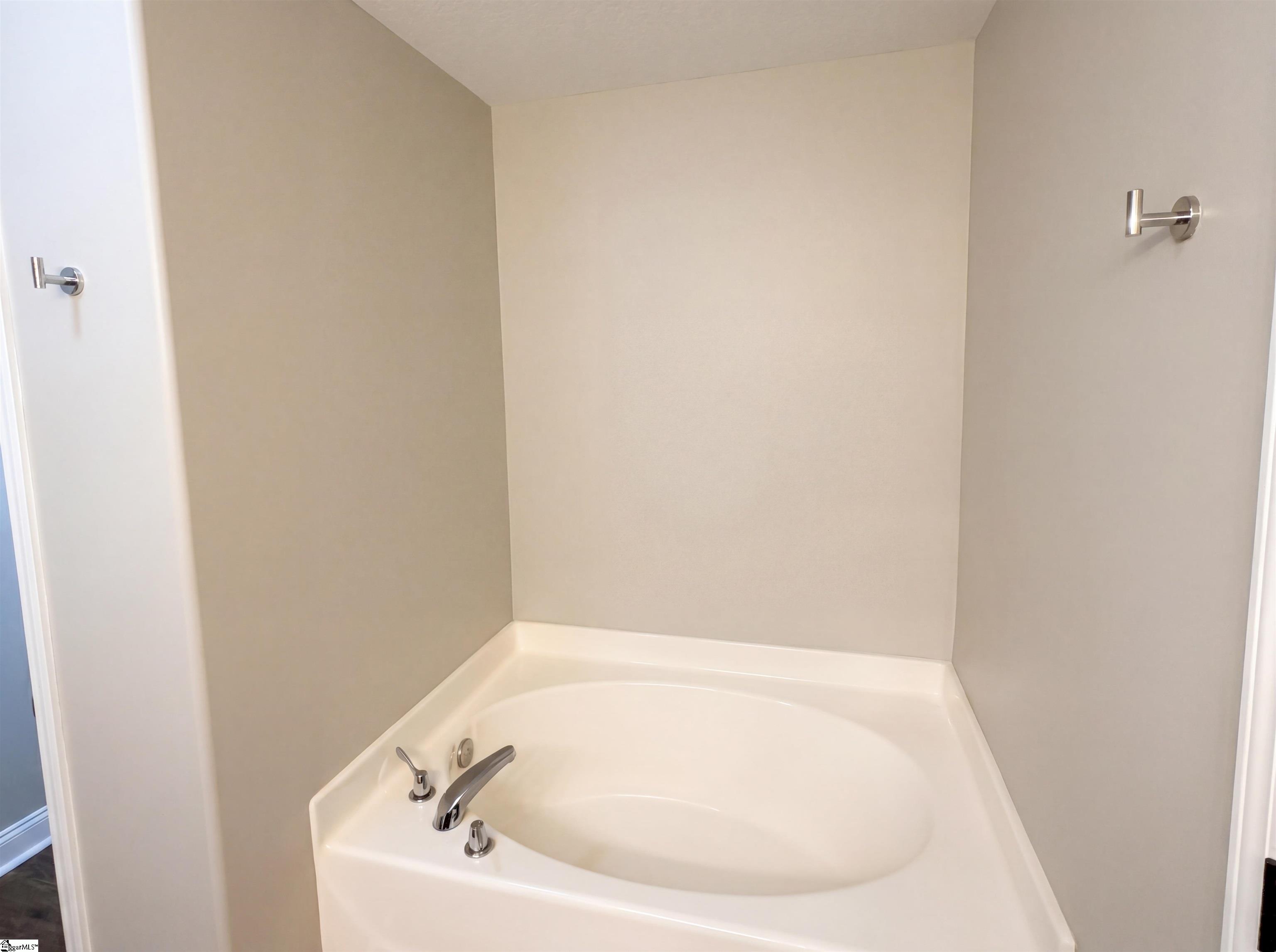 100 Watercourse Way Greer, SC 29651 - Photo 14 of 26
