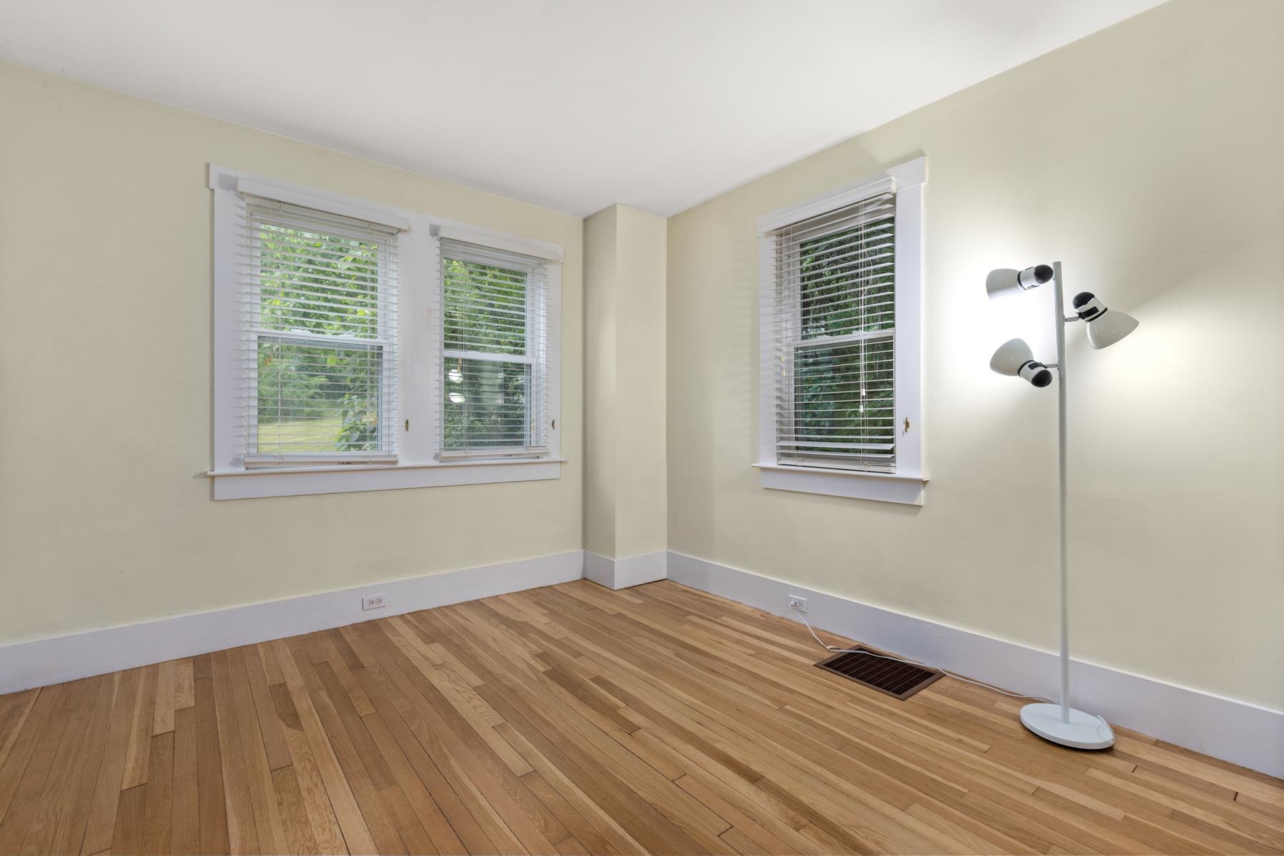 25 Sherburne Road Lee, NH 03861 - Photo 11 of 24 Gallery Image 11