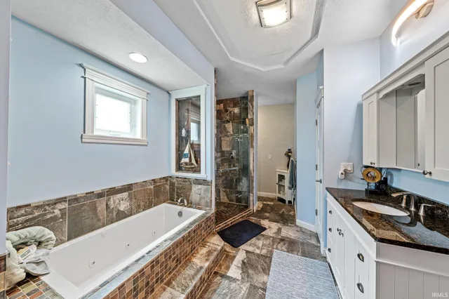 $699,900 | 506 North Beech Road, Osceola, IN 46561