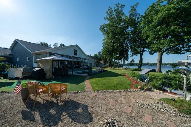 $699,900 | 506 North Beech Road, Osceola, IN 46561