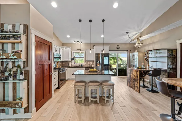 $699,900 | 506 North Beech Road, Osceola, IN 46561