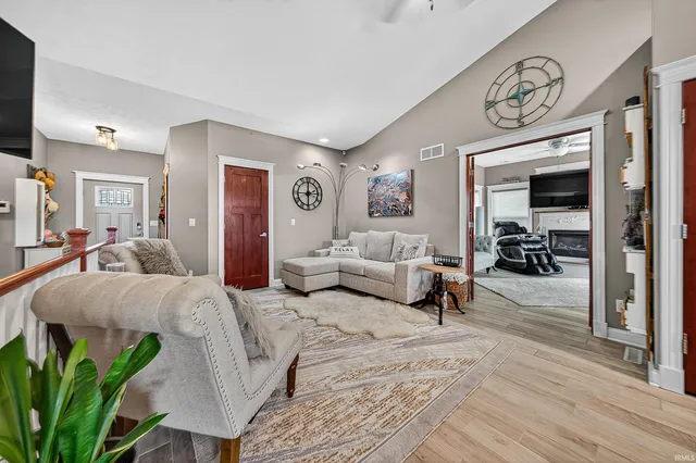 $699,900 | 506 North Beech Road, Osceola, IN 46561