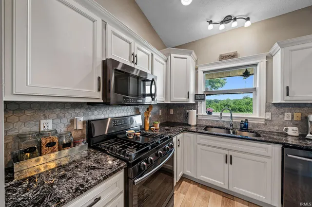 $699,900 | 506 North Beech Road, Osceola, IN 46561