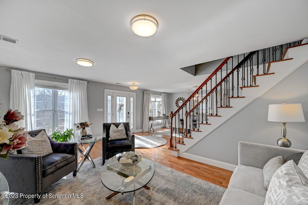 913 Paul Avenue Scranton, PA 18510 - Photo 12 of 83