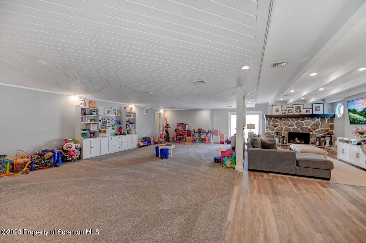 913 Paul Avenue Scranton, PA 18510 - Photo 38 of 83