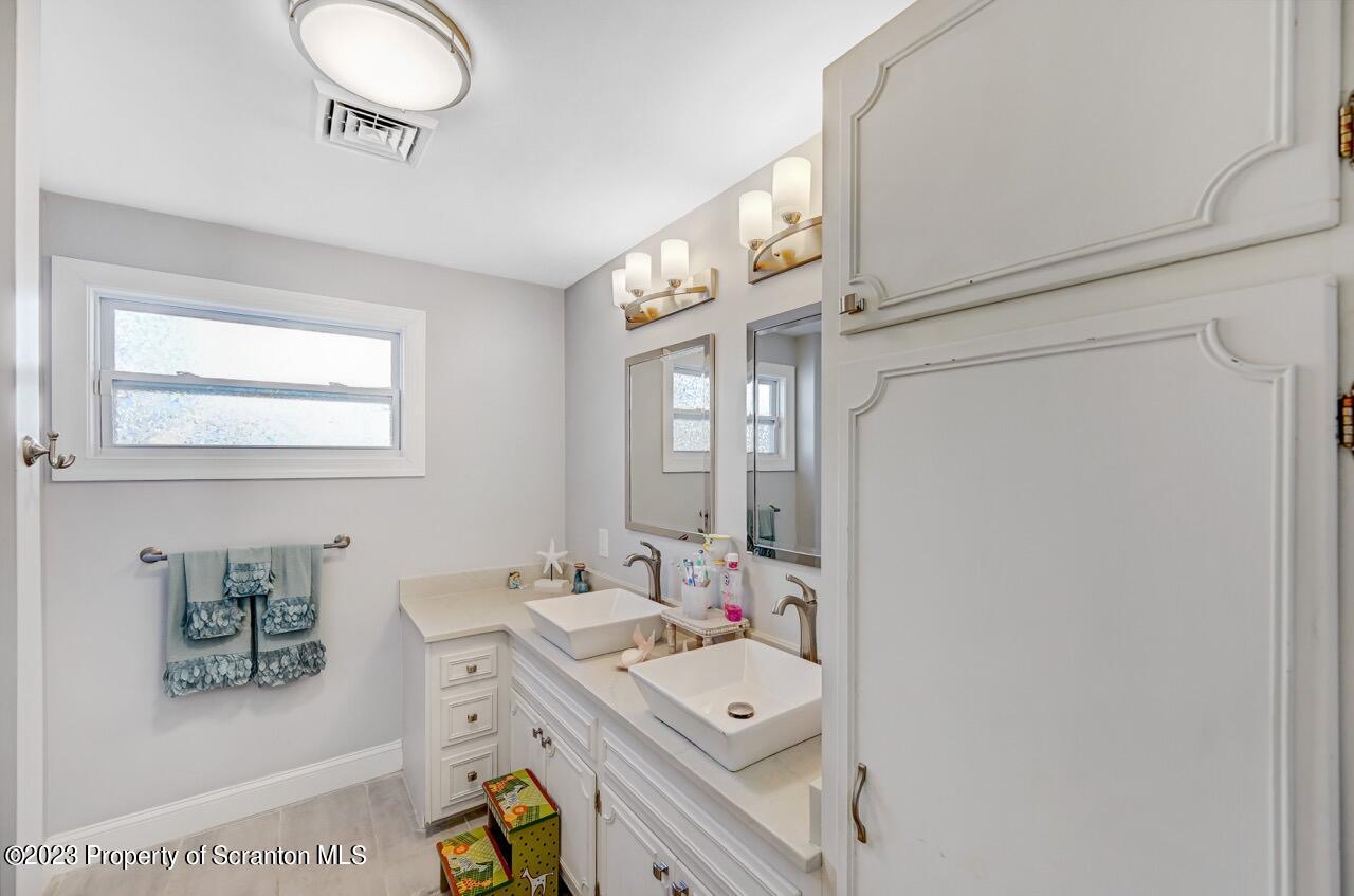 913 Paul Avenue Scranton, PA 18510 - Photo 49 of 83