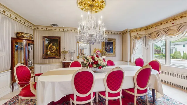 $3,149,000 | 202 Broadway, Lawrence, NY 11559