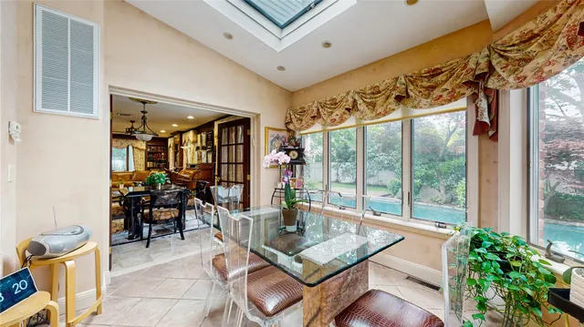 $3,149,000 | 202 Broadway, Lawrence, NY 11559